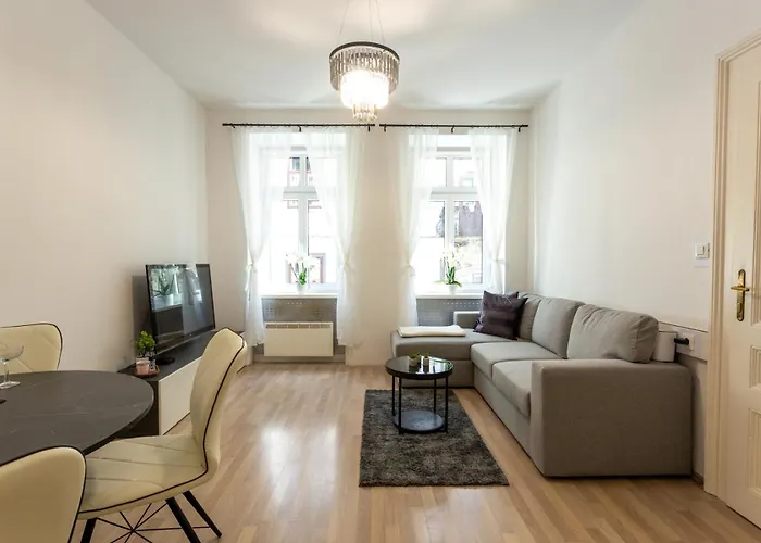 Old Town Sixteen * Laibach