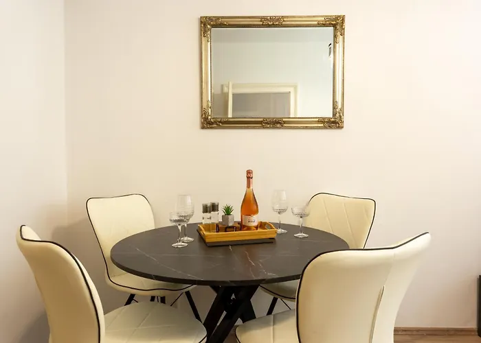 Apartman Old Town Sixteen *